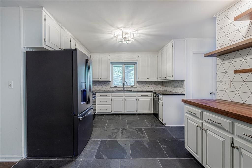 410 GLEN ARBOR Road — photo 11