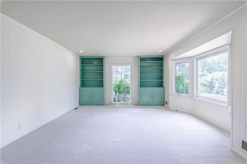 410 GLEN ARBOR Road — photo 18