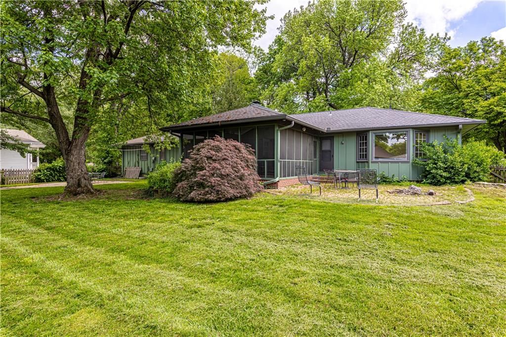 410 GLEN ARBOR Road — photo 24
