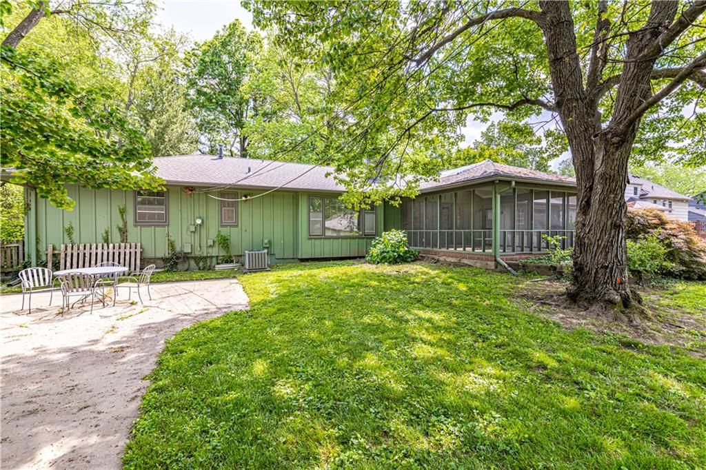 410 GLEN ARBOR Road — photo 31