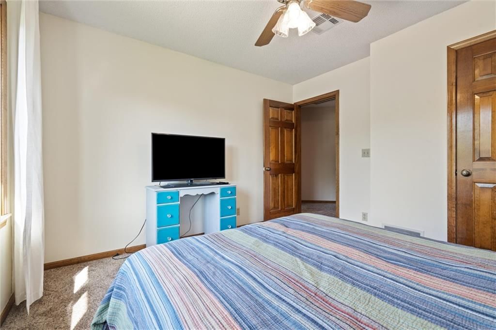 11290 Hadley Street — photo 28