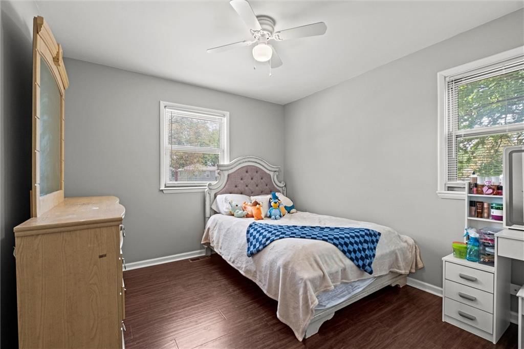 612 S 6th Street — photo 15