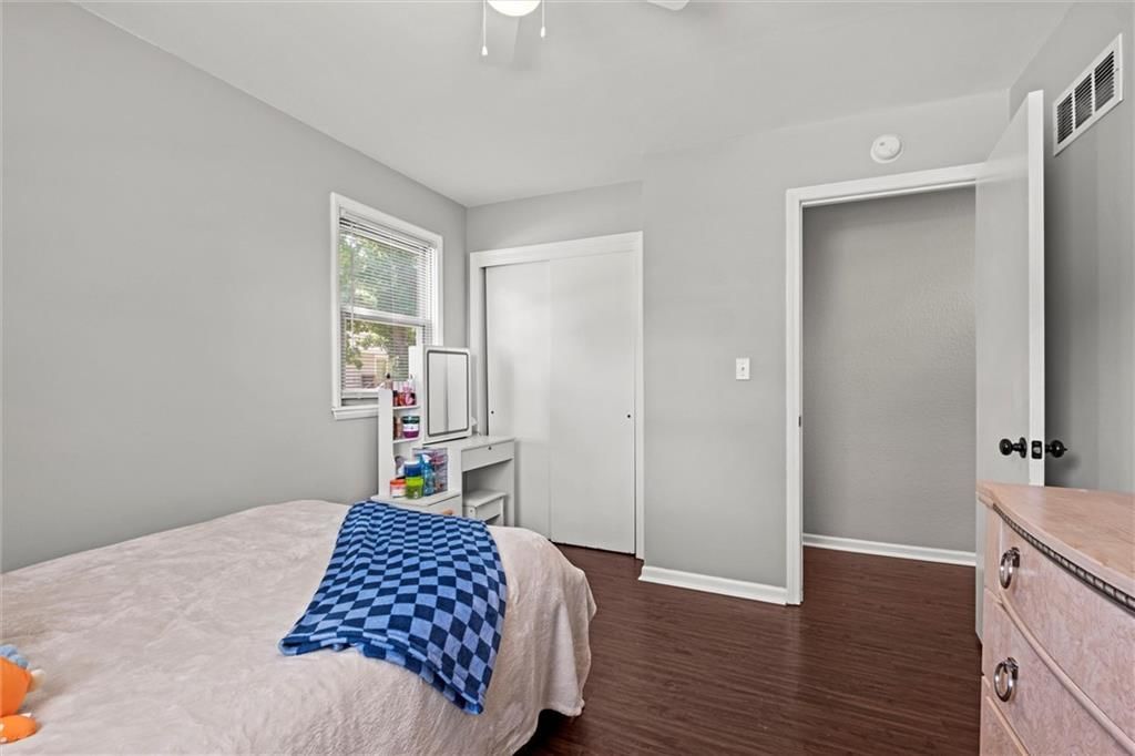 612 S 6th Street — photo 16