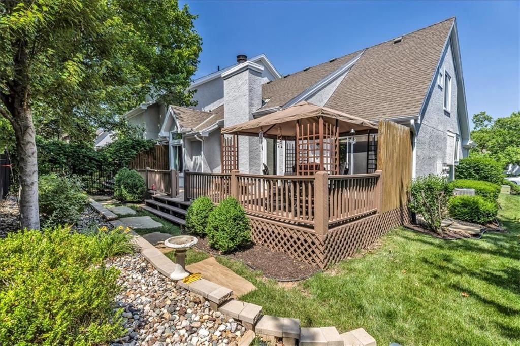11065 W 98th Street — photo 24