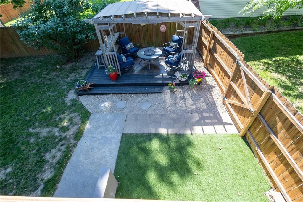 2602 Flintstone Drive — photo 12