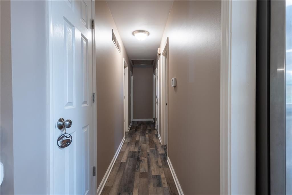 2602 Flintstone Drive — photo 38