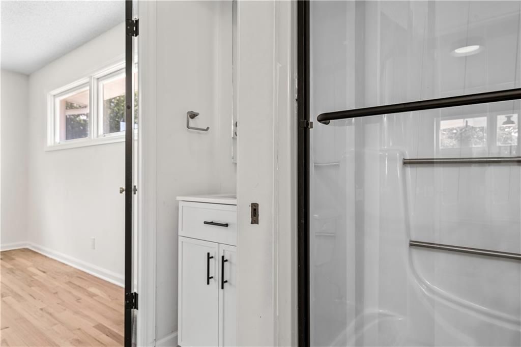 6310 N Howard Avenue — photo 23