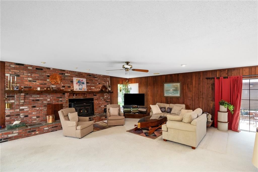506 N Pine Street — photo 27