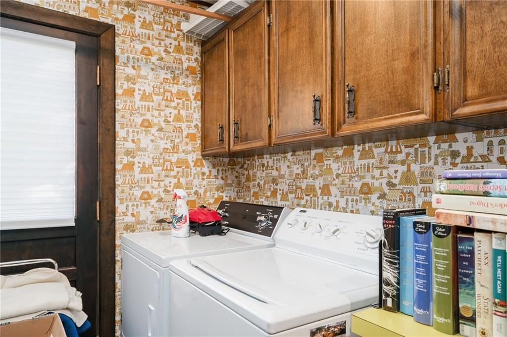 506 N Pine Street — photo 30