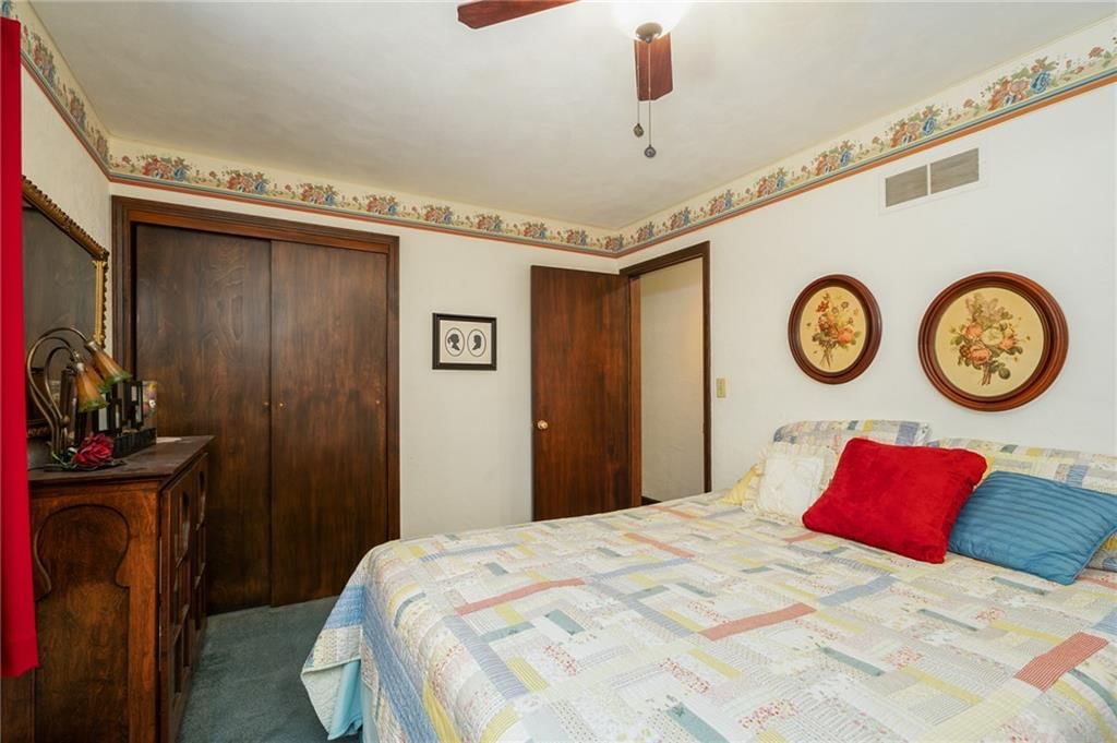 506 N Pine Street — photo 32