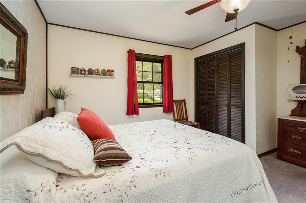 506 N Pine Street — photo 36