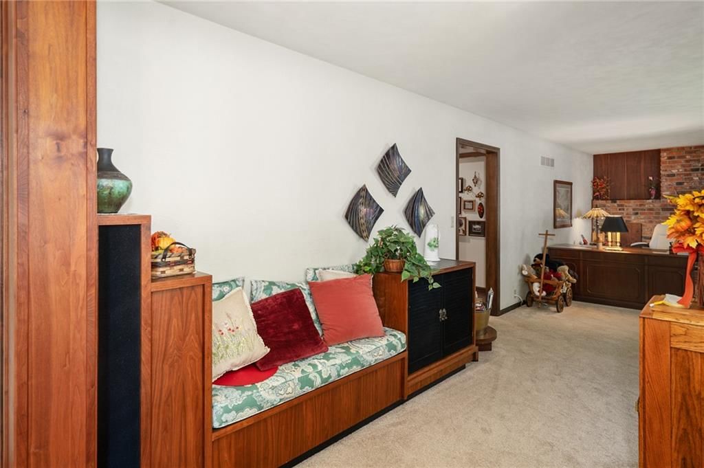 506 N Pine Street — photo 45