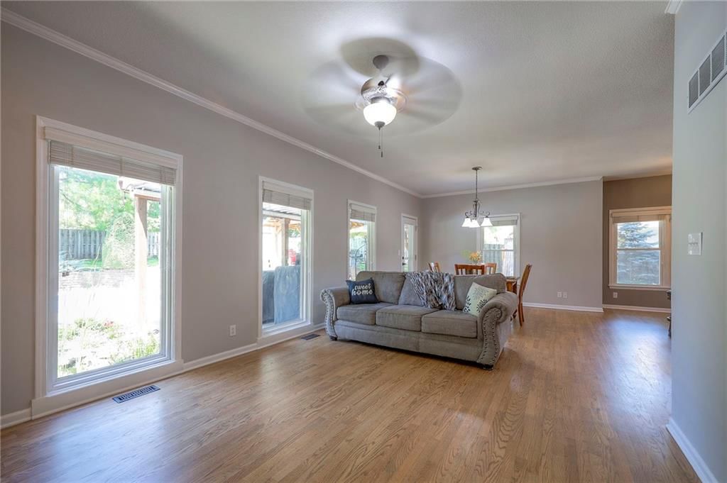1906 Blackbird Circle — photo 12
