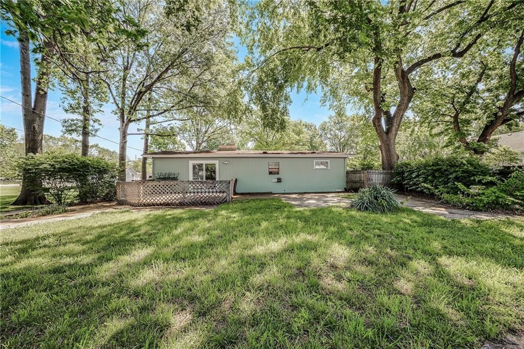 603 S Sherman Avenue — photo 23