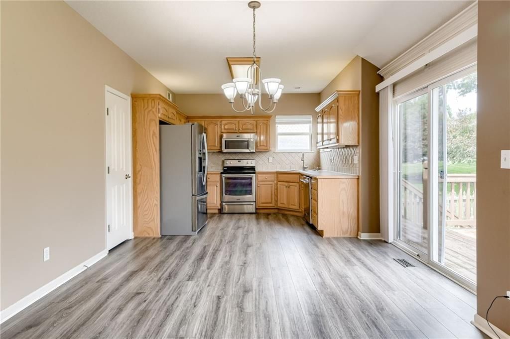 404 Killarney Lane — photo 9
