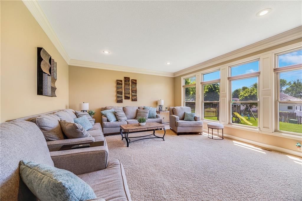 1504 NE Craigievar Drive — photo 12