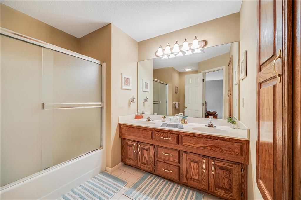 1504 NE Craigievar Drive — photo 15