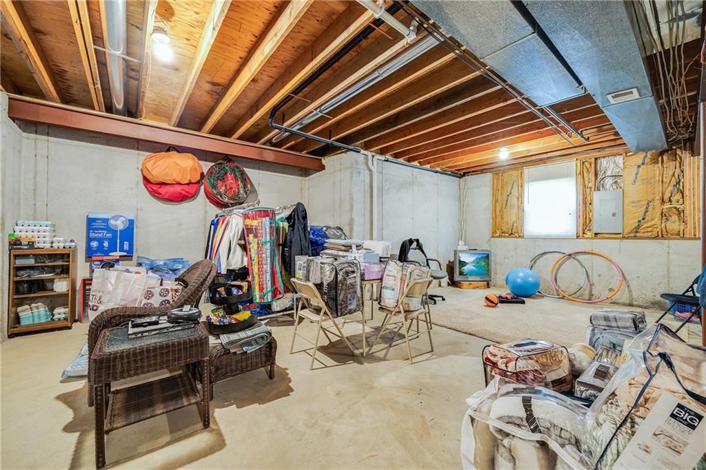 1504 NE Craigievar Drive — photo 32