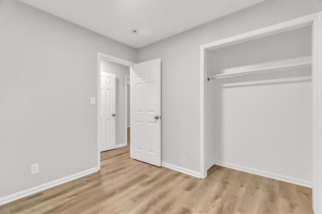 209 SW Queens Lane — photo 14