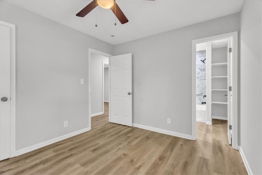 209 SW Queens Lane — photo 18