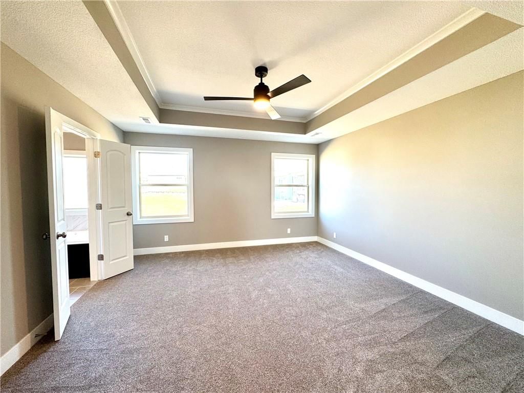 10305 N Oakland Avenue — photo 14