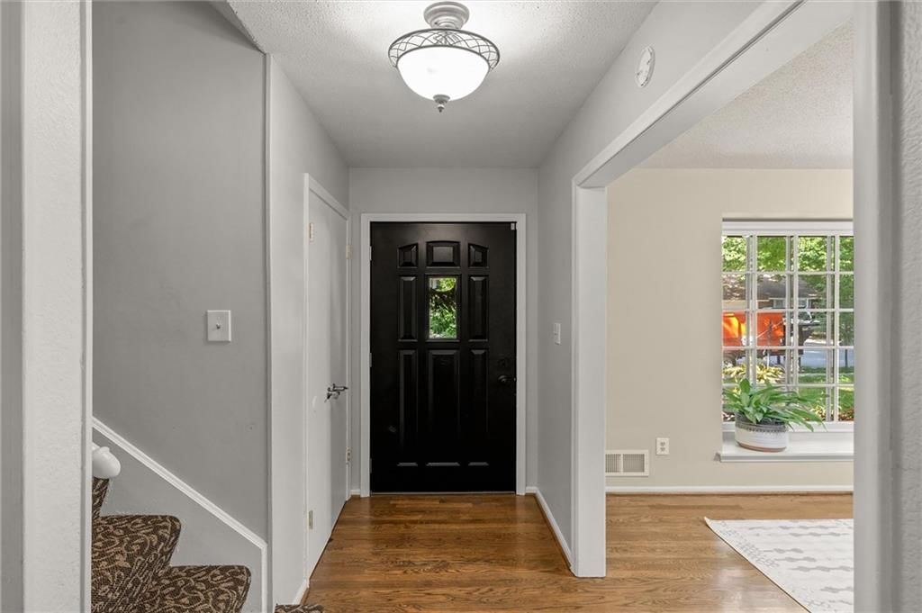 8500 W 98th Street — photo 3