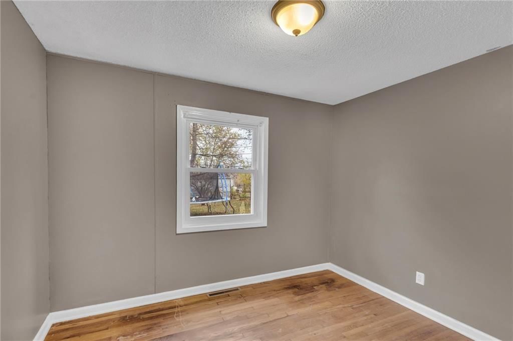 6204 E 147th Terrace — photo 16