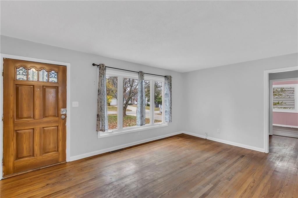 6204 E 147th Terrace — photo 5
