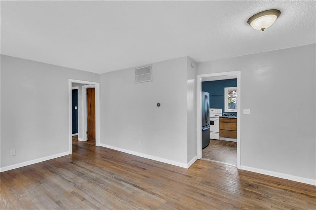 6204 E 147th Terrace — photo 7
