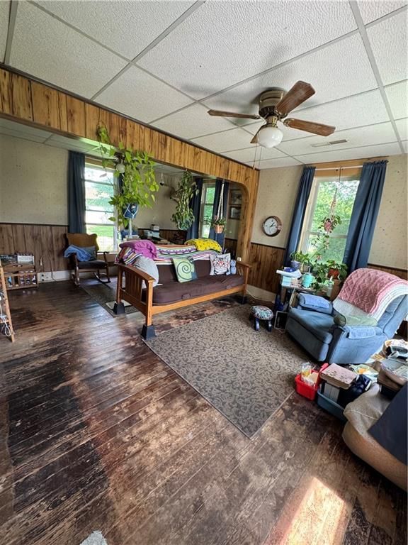 321 E Walnut Street — photo 4