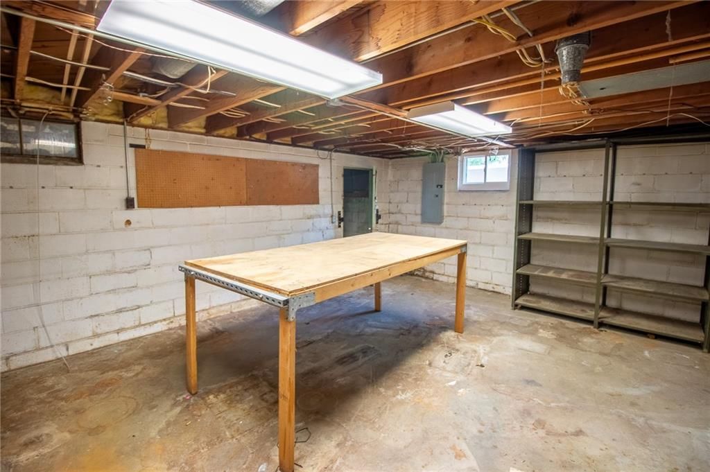 2711 Cedar Street — photo 15
