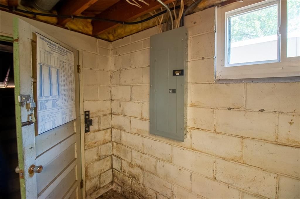 2711 Cedar Street — photo 19