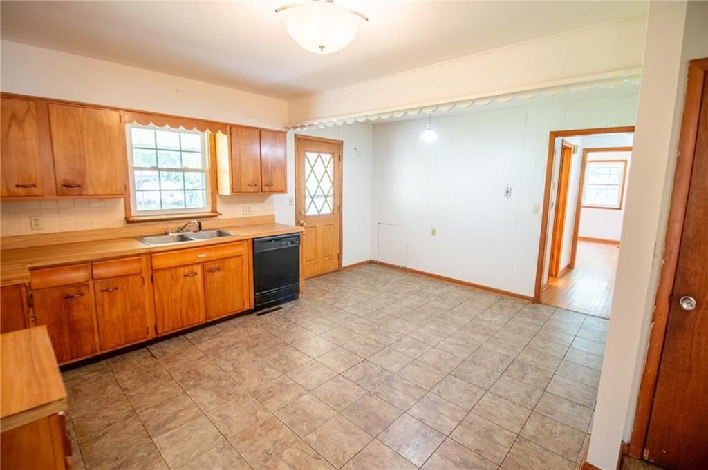 2711 Cedar Street — photo 9