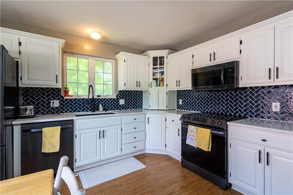 4203 Kensington Drive — photo 19