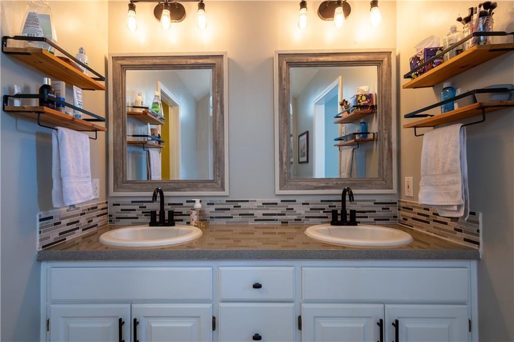 4203 Kensington Drive — photo 29