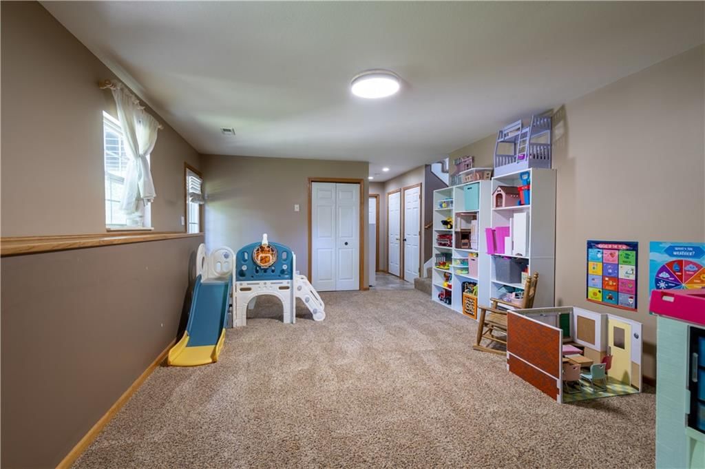 4203 Kensington Drive — photo 32