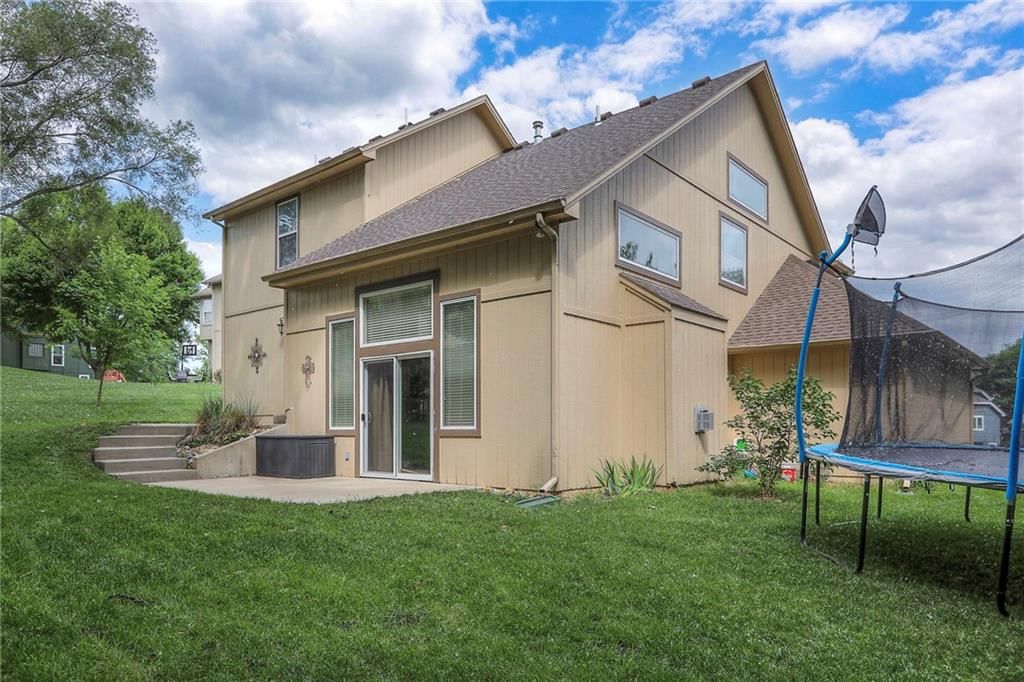 1607 NE 80th Place — photo 36