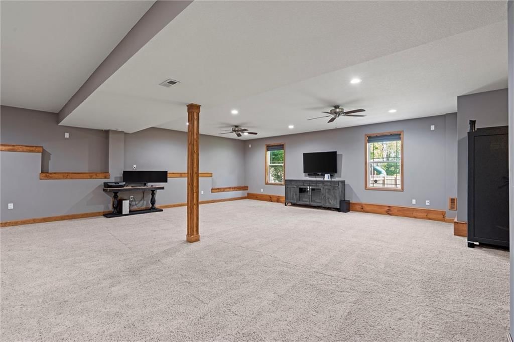 650 SW Ryan Road — photo 32