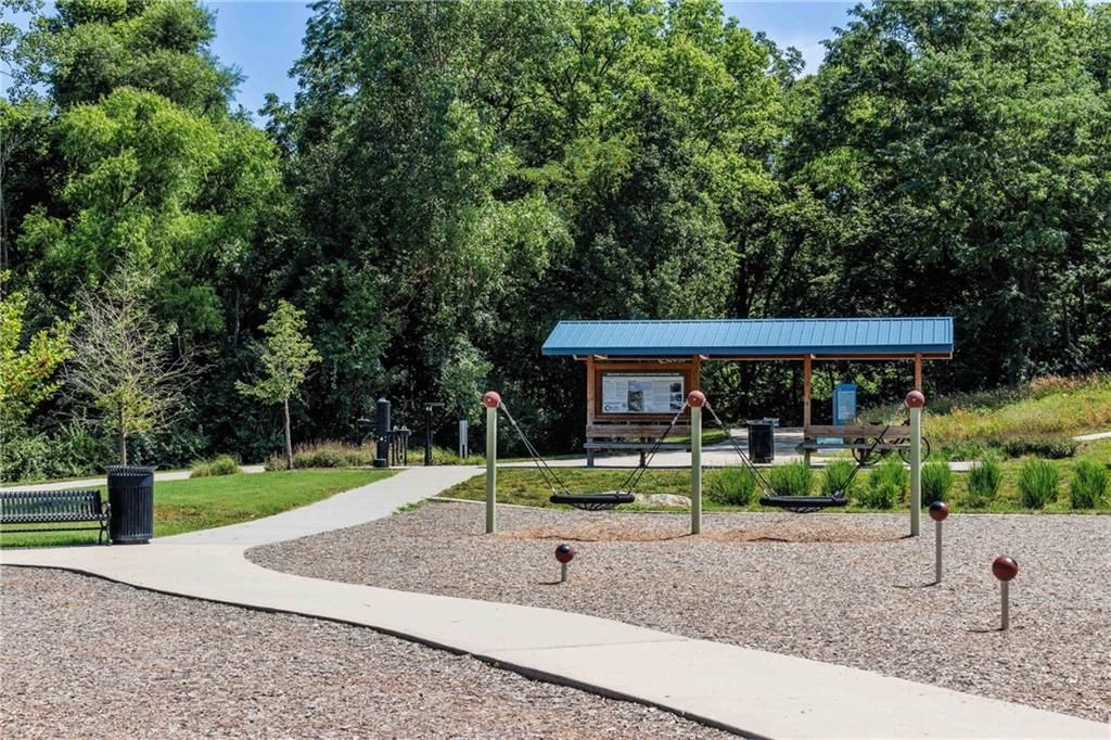 714 SW Montgomery Avenue — photo 42