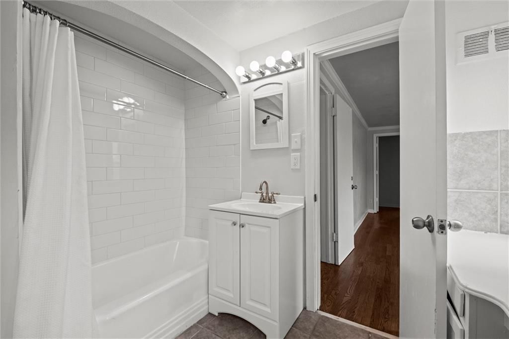 7408 Charlotte Street — photo 22