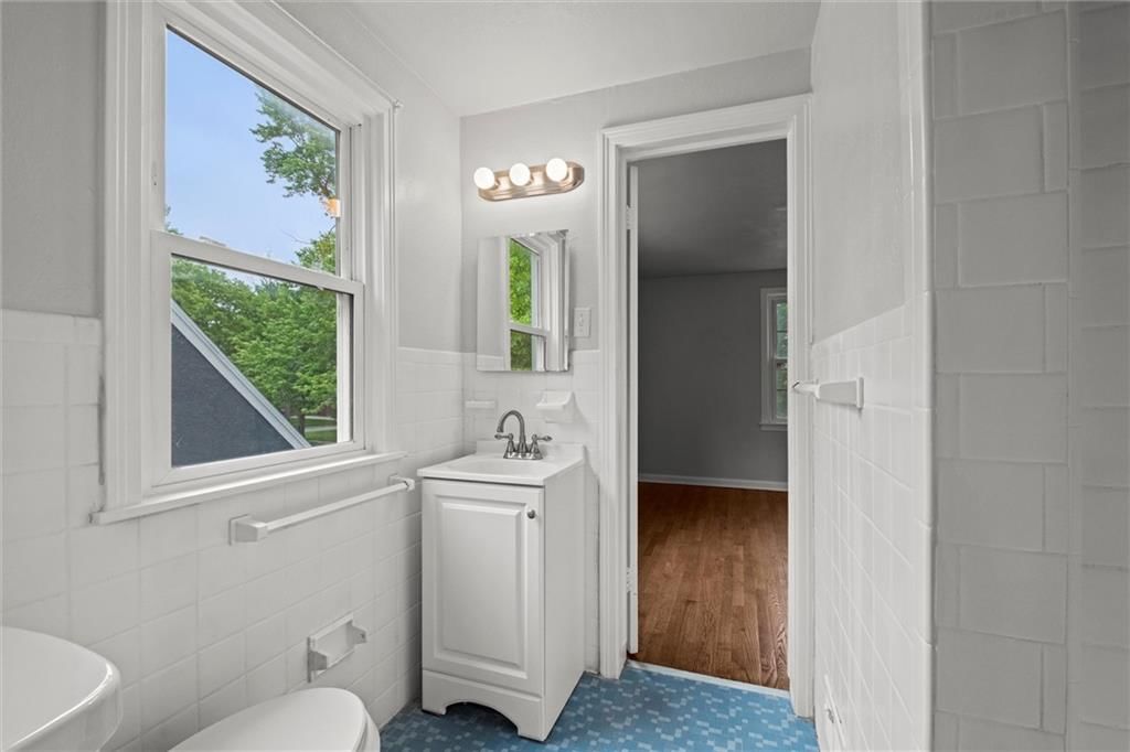 7408 Charlotte Street — photo 25
