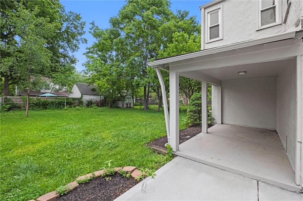 7408 Charlotte Street — photo 31