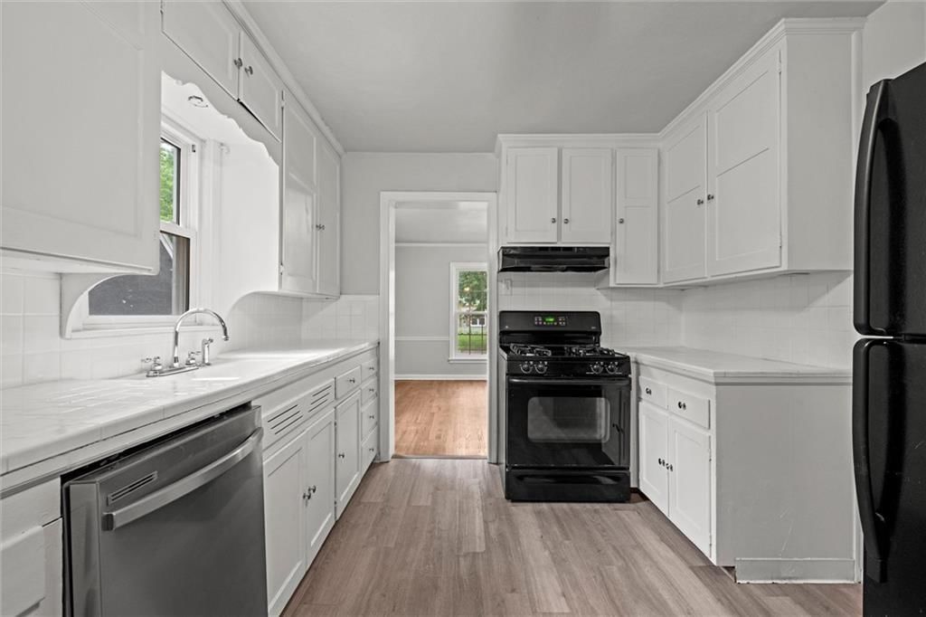 7408 Charlotte Street — photo 10