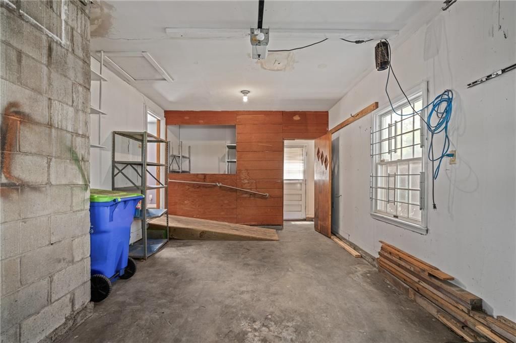 9025 W 82nd Terrace — photo 32