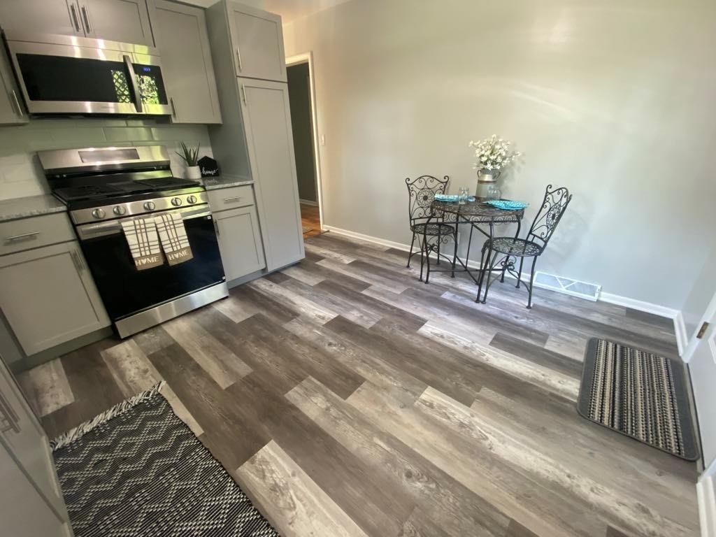 500 Waller Avenue — photo 12