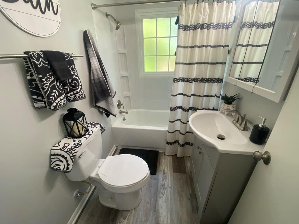 500 Waller Avenue — photo 14
