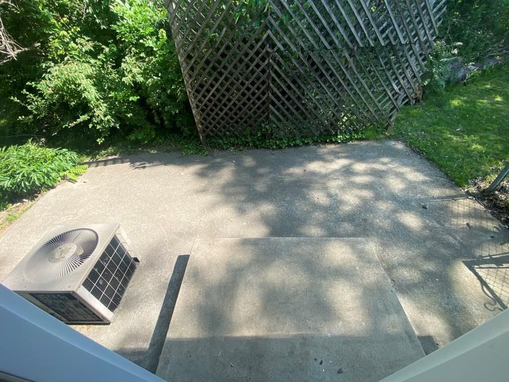 500 Waller Avenue — photo 24