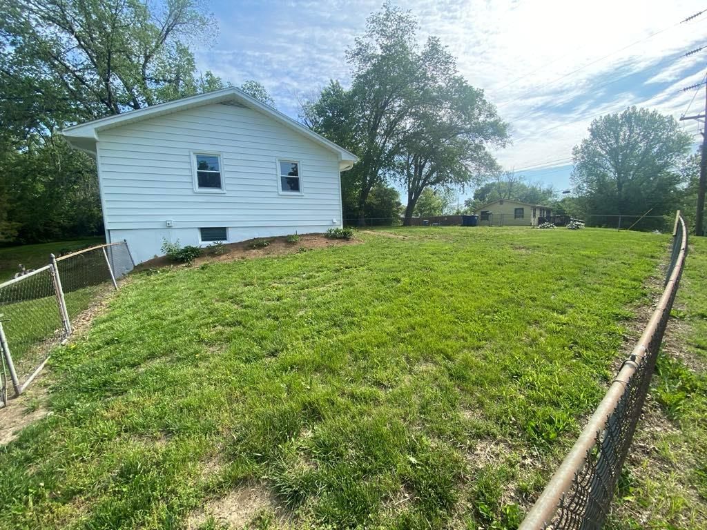 500 Waller Avenue — photo 26