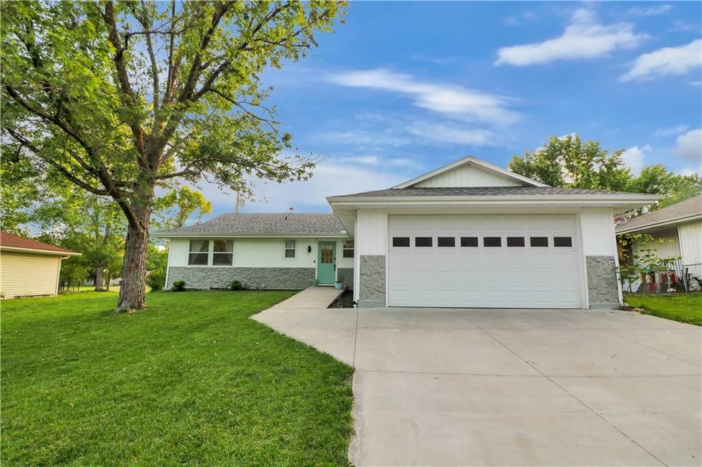 915 Ridge Drive — photo 8