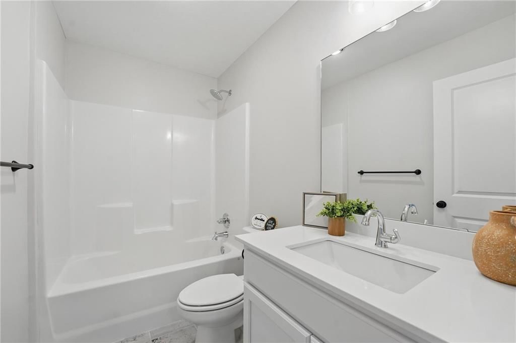 Photo 13 of 56 - 1809 SW Hightown Drive
